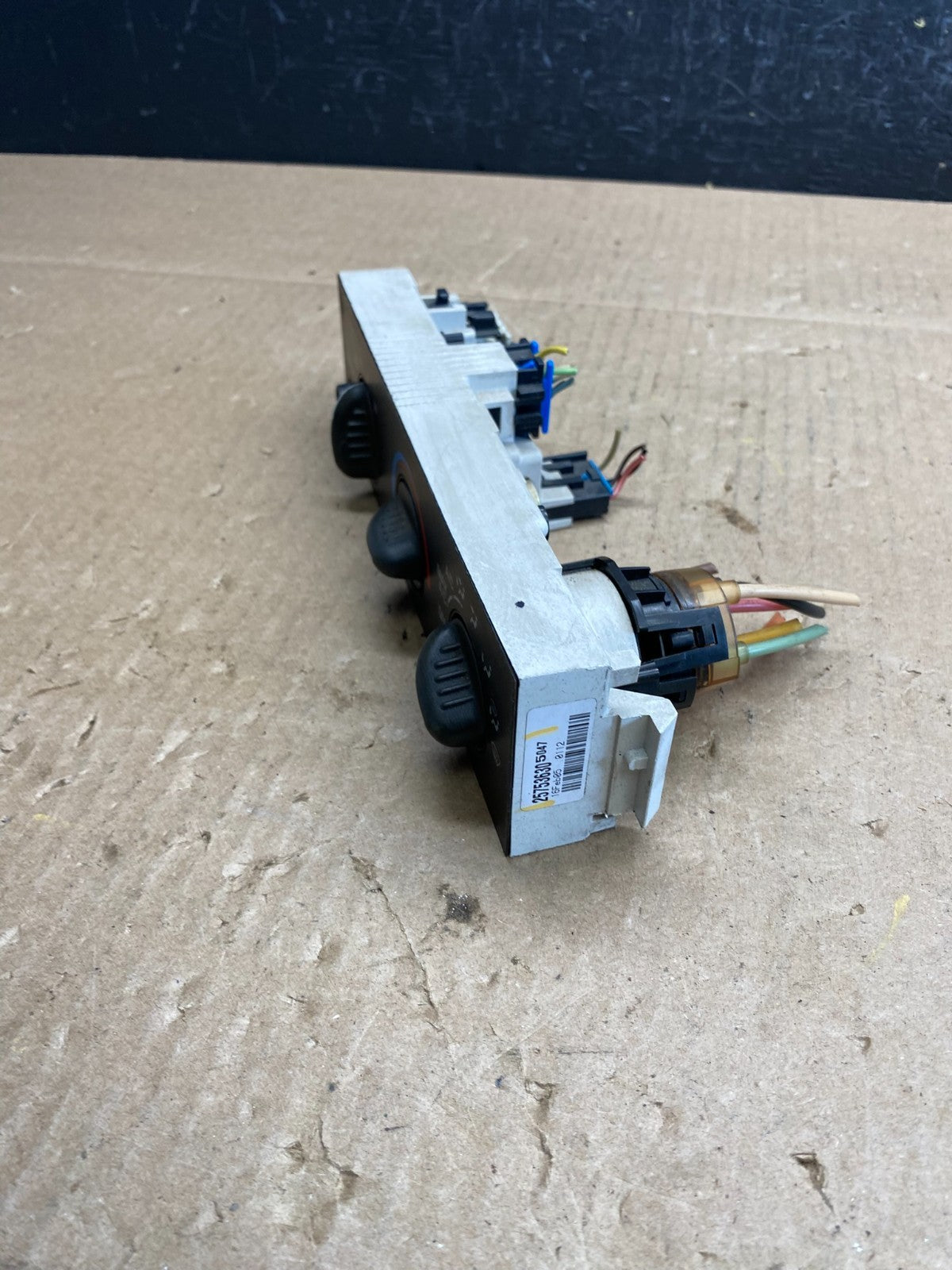 2001 - 2007 GMC Chevrolet Express 1500 Climate Control A/C AC6330 DG2