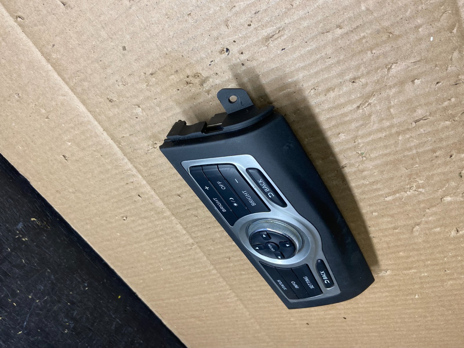 2009-2014 Nissan Murano AM FM Radio CD Control Panel U6035 DG2