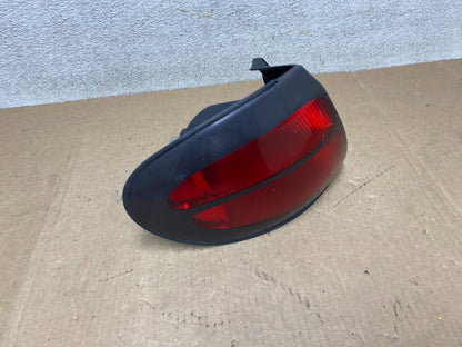 1998 - 1999 Ford Taurus Wagon Sedan Left Driver Side Tail Light Oem W8621 DW0