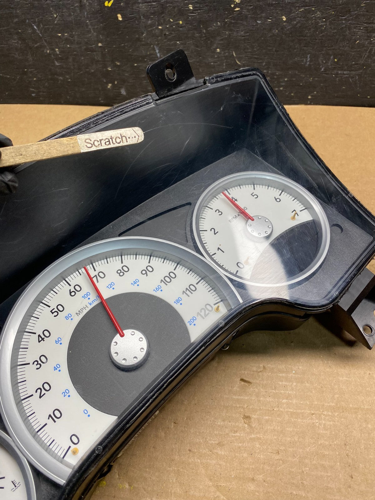 2008 Dodge Durango Speedometer Instrument Cluster Gauge OEM Q9520 DG1