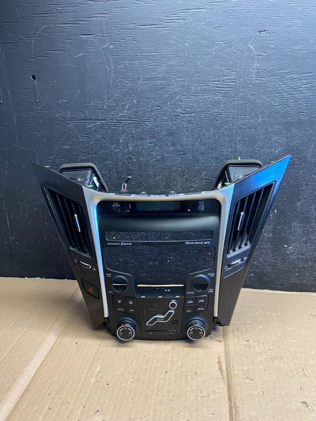 2011 - 2014 Hyundai Sonata Center Radio Climate Control Air Vent Bezel AH5652 DG0