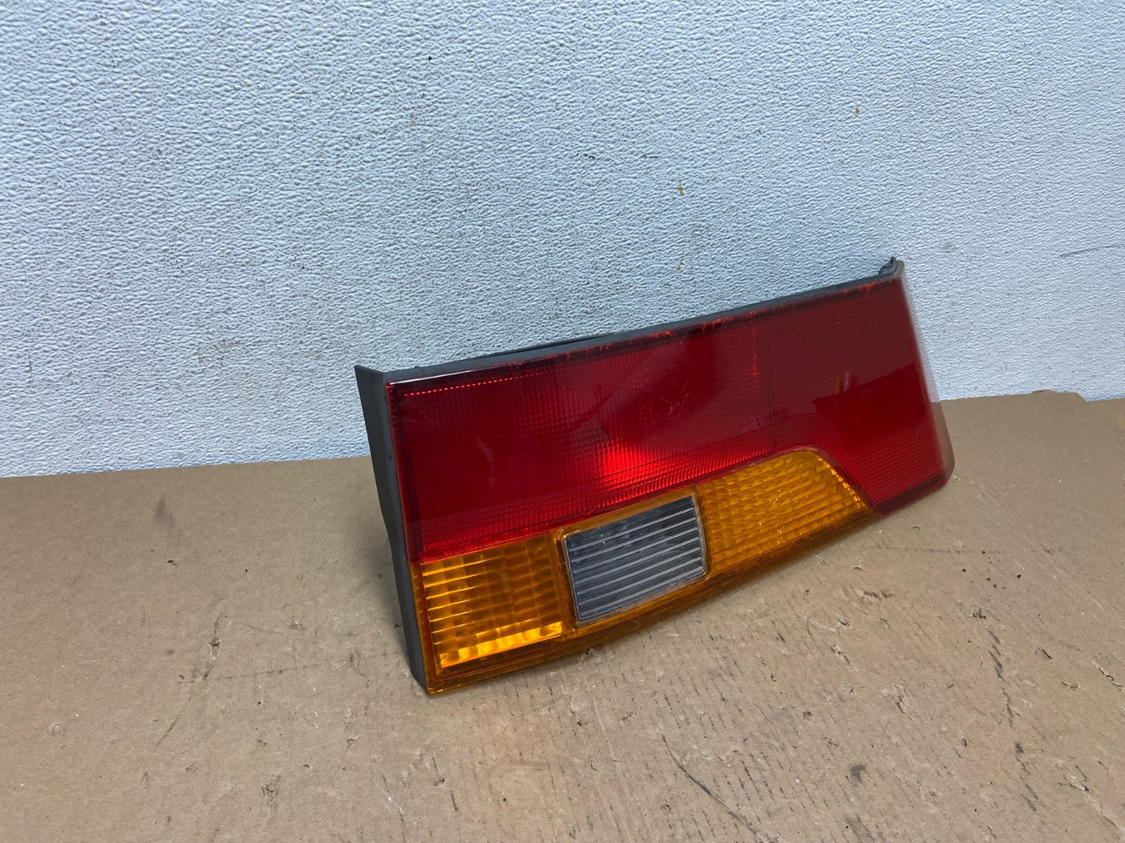 2002 2003 2004 Honda Odyssey Left Driver LH Side Tail Light Inner AD8021 LK2
