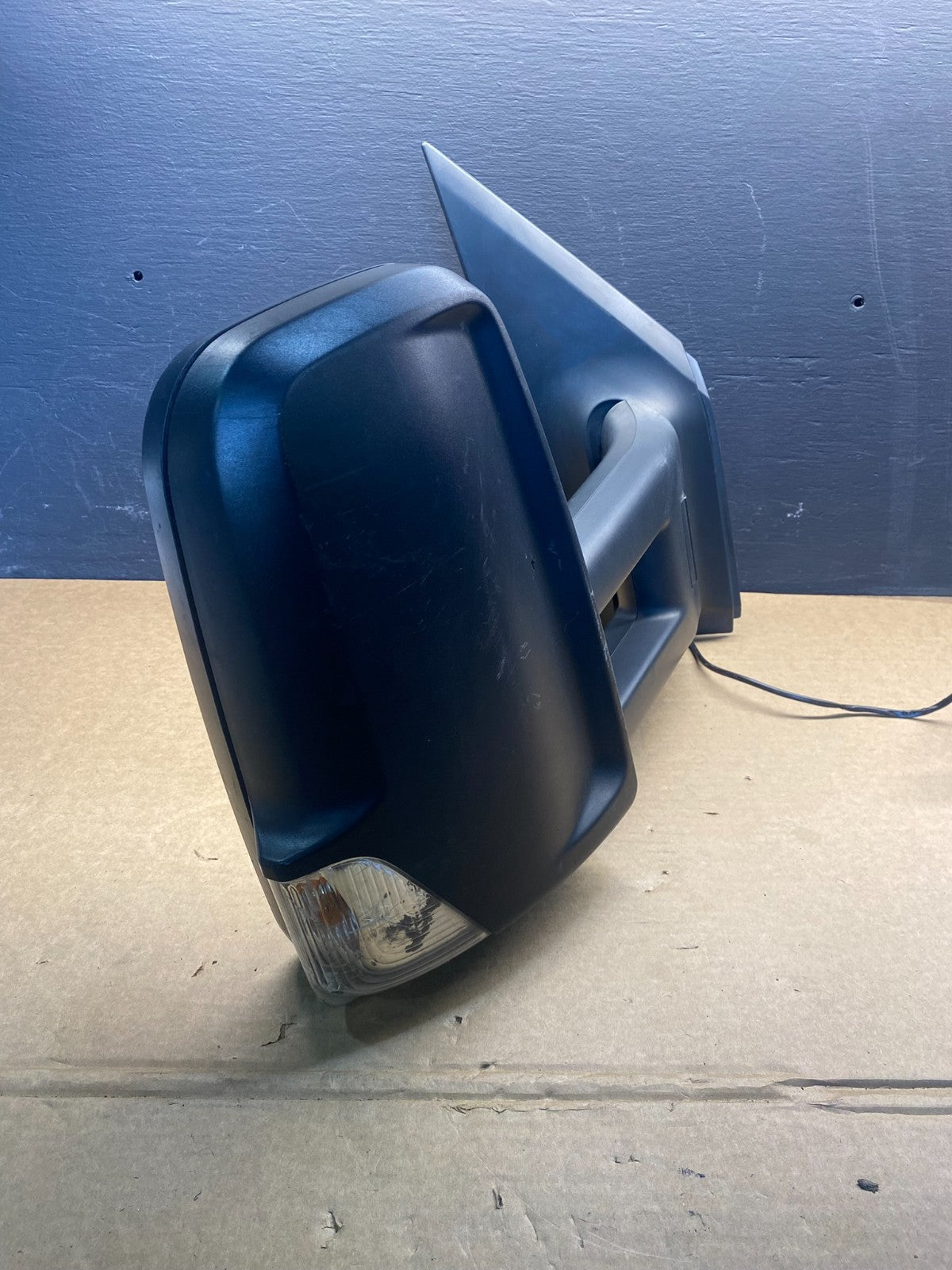 2007 - 2017 Mercedes-Benz Sprinter Right Passenger View Door Mirror OE AC8065 DG1