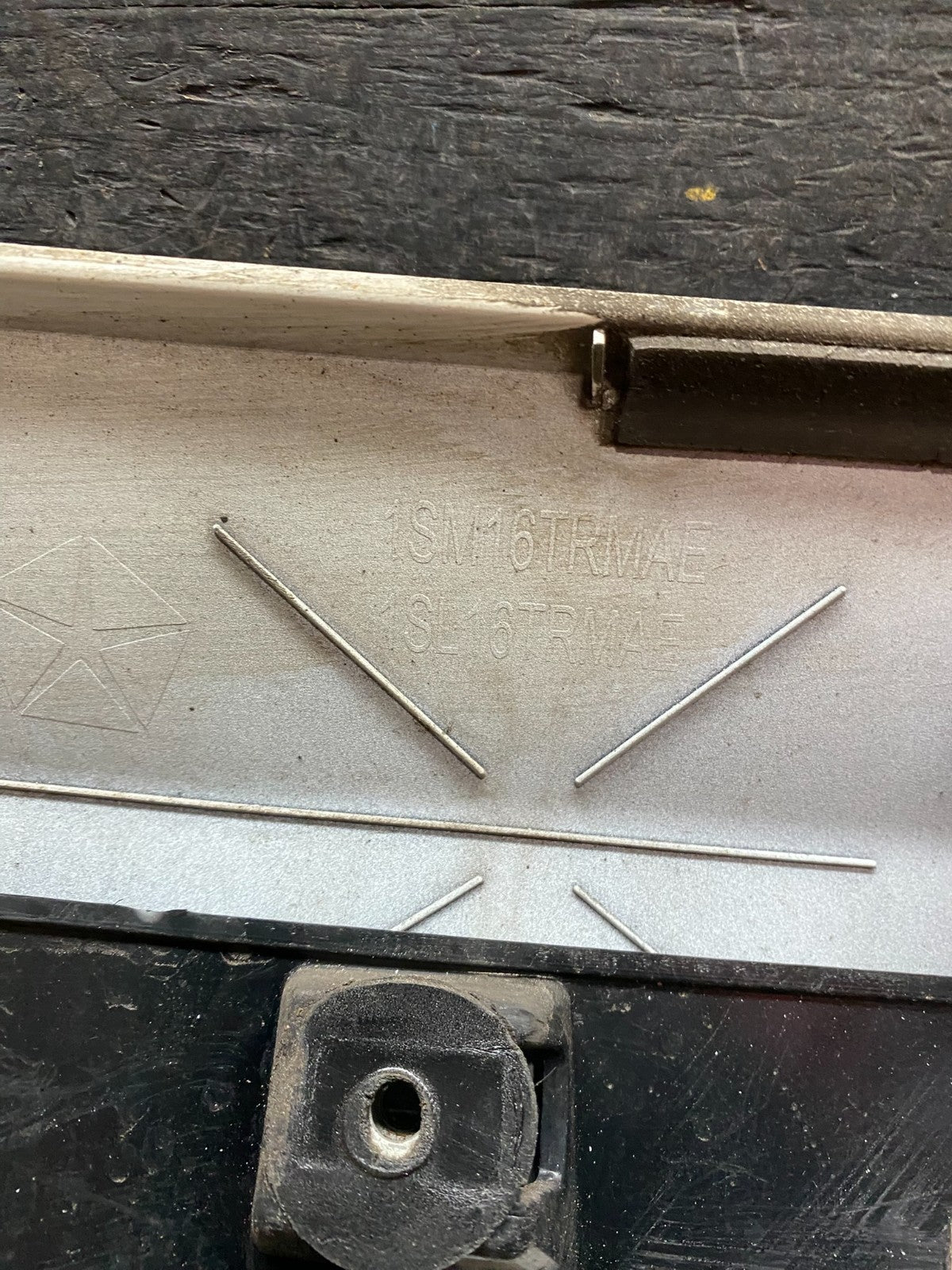 2011-2018 Dodge Grand Caravan Rear Tail Gate Trim Molding Panel OEM u6459 DG15