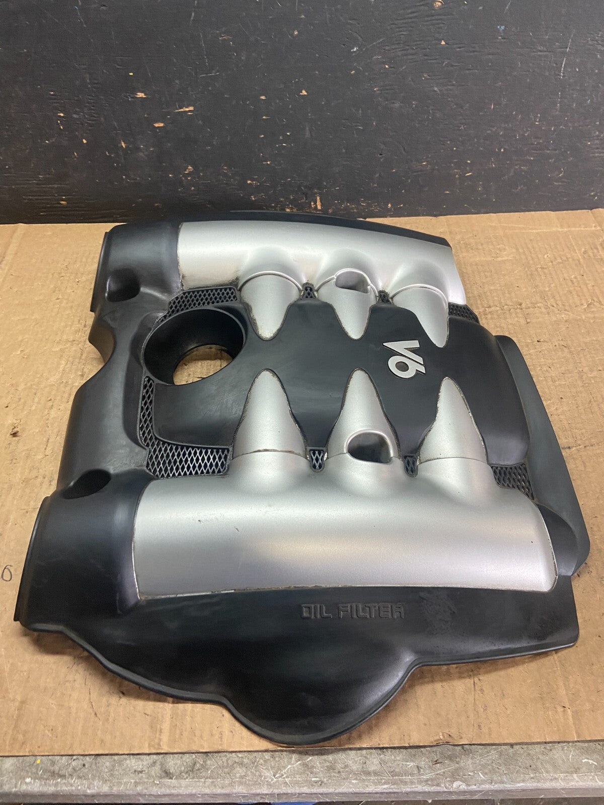 2006 to 2008 Kia Sedona V6 3.8L Engine Motor Cover O3286 PS3