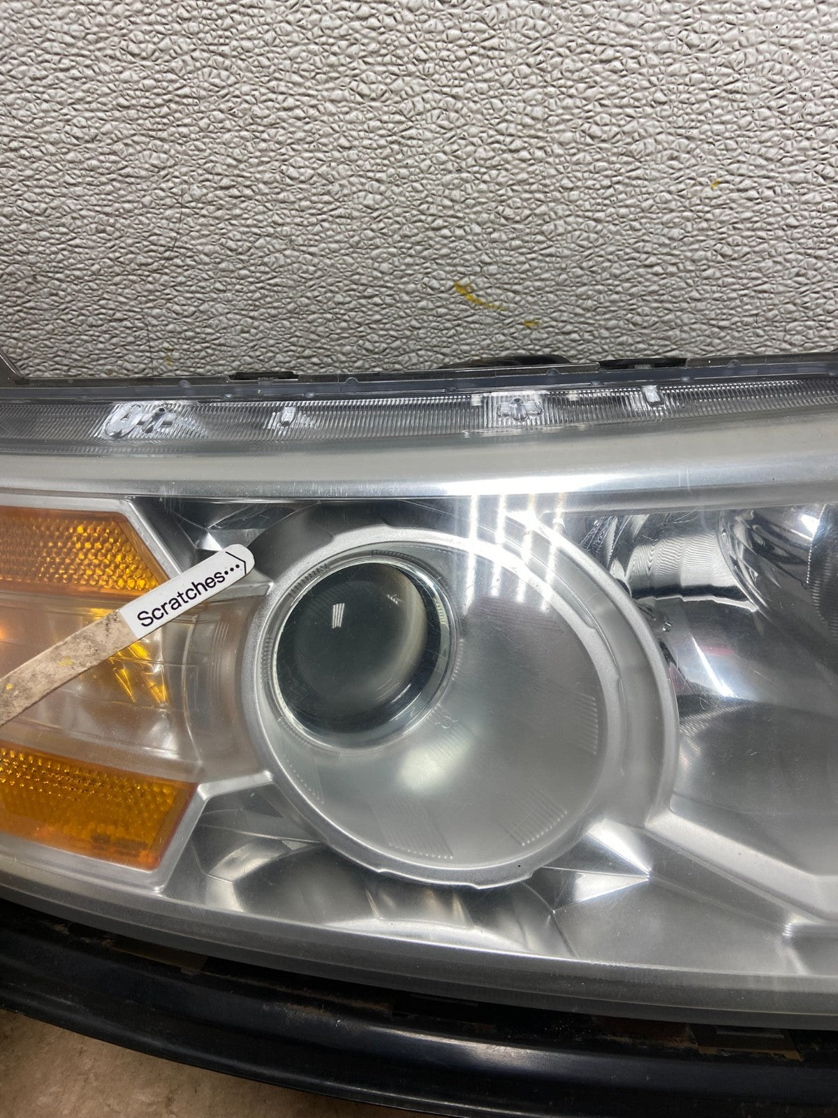 2011 to 2013 Honda Odyssey Front Right Passenger Headlight Halogen Y8801 DW3