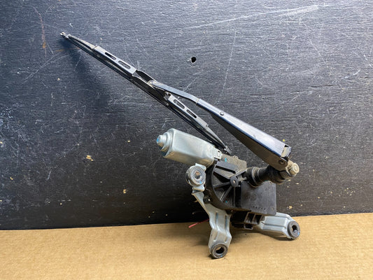 2010 to 2016 Cadillac SRX Rear Windshield Washer Wiper Motor OEM z9045 DG0