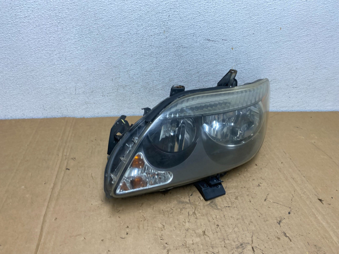 2005 2006 2007 Scion Tc Left Driver LH Side Halogen Headlight AD3296 DW2