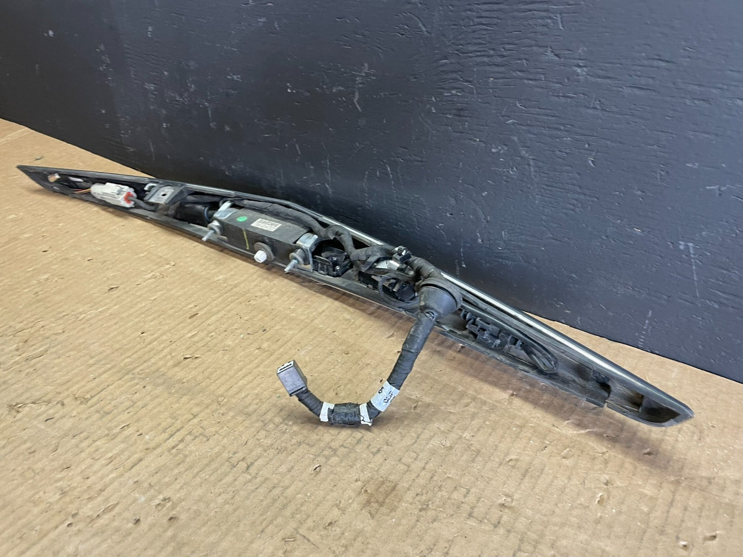 2013 to 2017 Cadillac XTS Trunk Finish Garnish Panel Molding AB32987