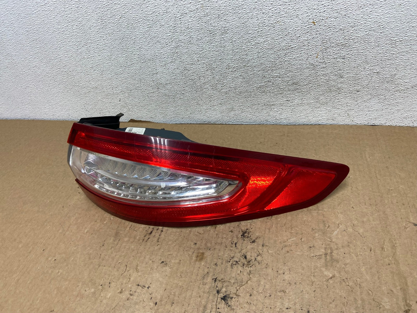 2013 to 2016 Ford Fusion Right Passenger RH Side Tail Light AG2416 LK1