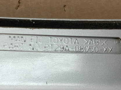 2004 to 2008 Toyota Sienna Rear Wing Spoiler AH6428 DG6