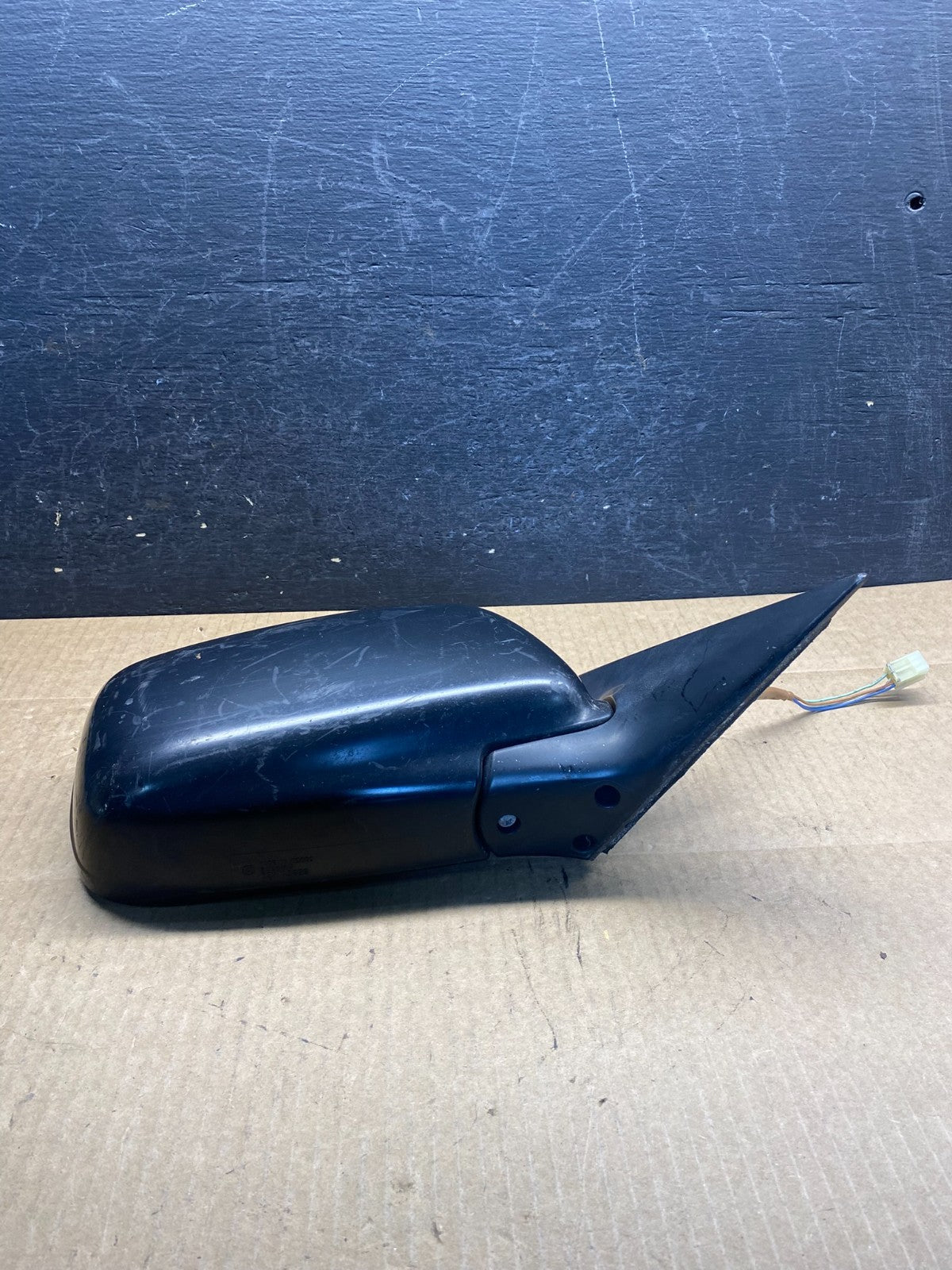 2000 to 2004 Subaru Legacy Right Passenger RH Door Mirror AG7293 DW3