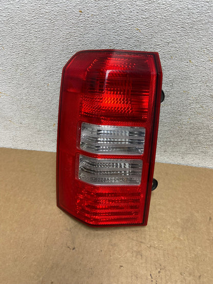 2008 to 2016 Jeep Patriot Left Lh Driver Side Tail Light AI3286 LK0