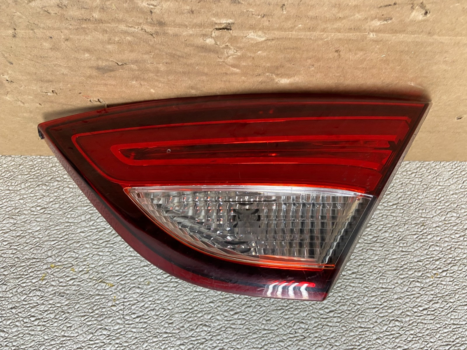 2015 to 2017 Chrysler 200 Sedan Right Passenger  Inner Tail Light AB4869 LK0