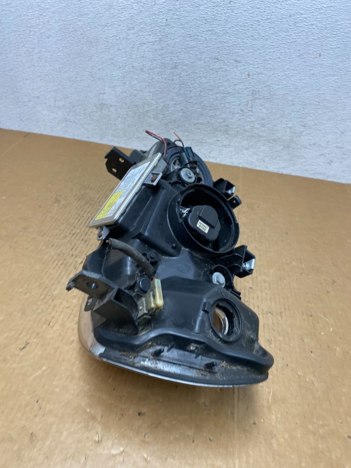 2002-2003 Acura Tl Hid Xenon Right Passenger Rh Side Headlight TYC AE0309 DW5