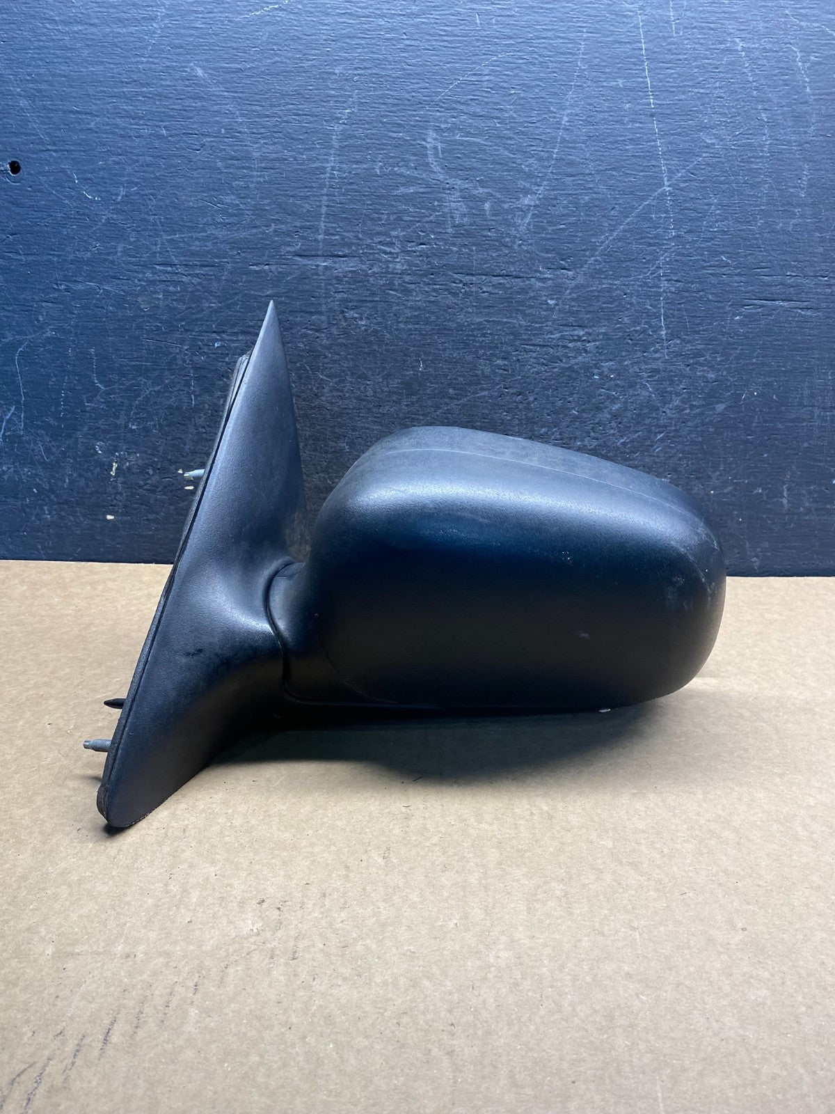2003 - 2011 Ford Crown Victoria Left Driver LH View Door Mirror AG6014 DW0