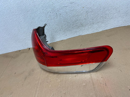 2011 to 2020 Toyota Sienna Right Passenger RH Side Tail Light AE9131 DG1