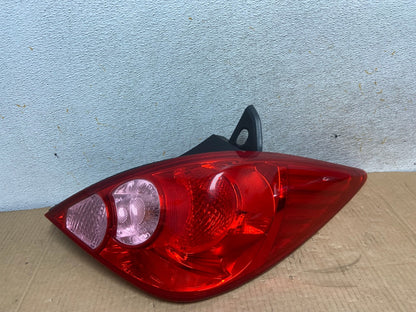 2007 - 2012 Nissan Versa Hatchback Right Passenger Side Tail Light AI6977 LK0