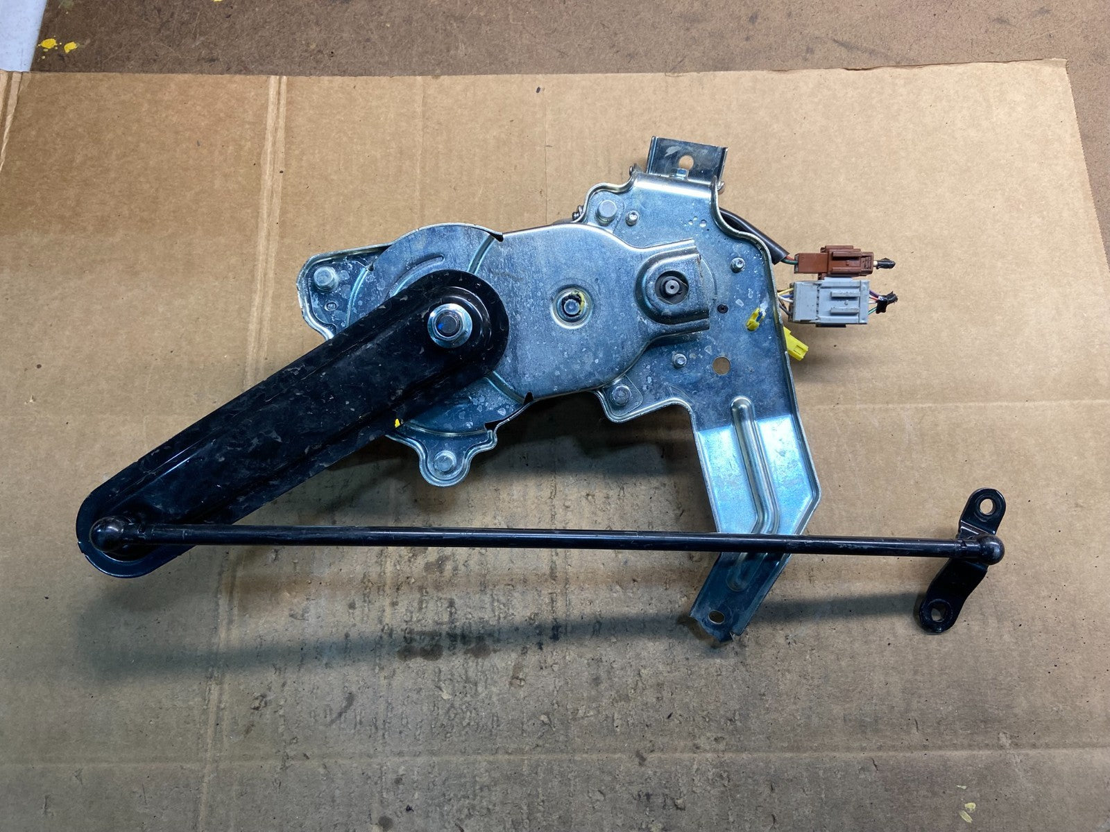 2007 - 2013 Acura MDX Honda Odyssey  Lift Gate Trunk Lid Motor Actuator Y4163 DG4
