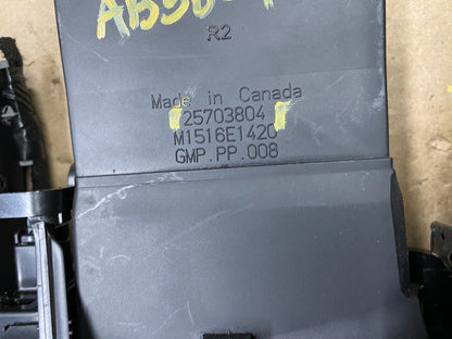 2004 to 2009 Cadillac SRX Front Center Dash A/C Air Vent AB5687  DG6