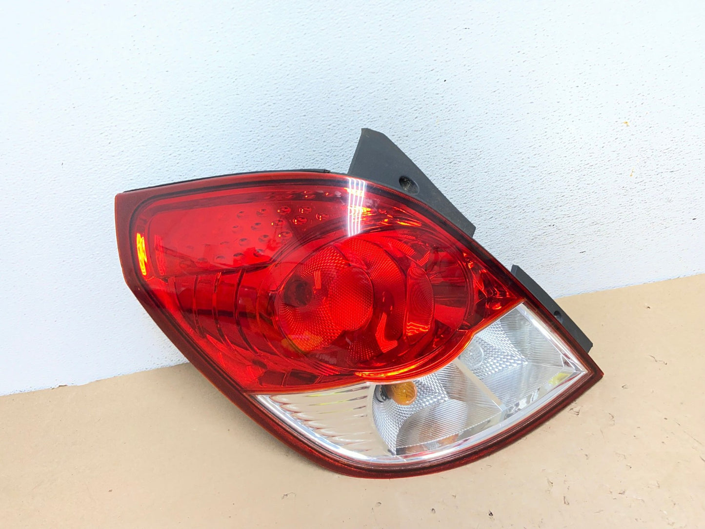 2008 2009 2010 Saturn Vue Left Driver Lh Tail Light Side AG4159 LK0