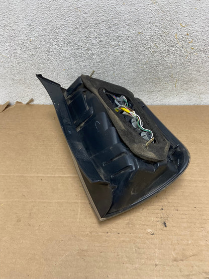 2004 - 2005 Toyota Prius Right Passenger Side Rh Tail Light AH4029 LK4