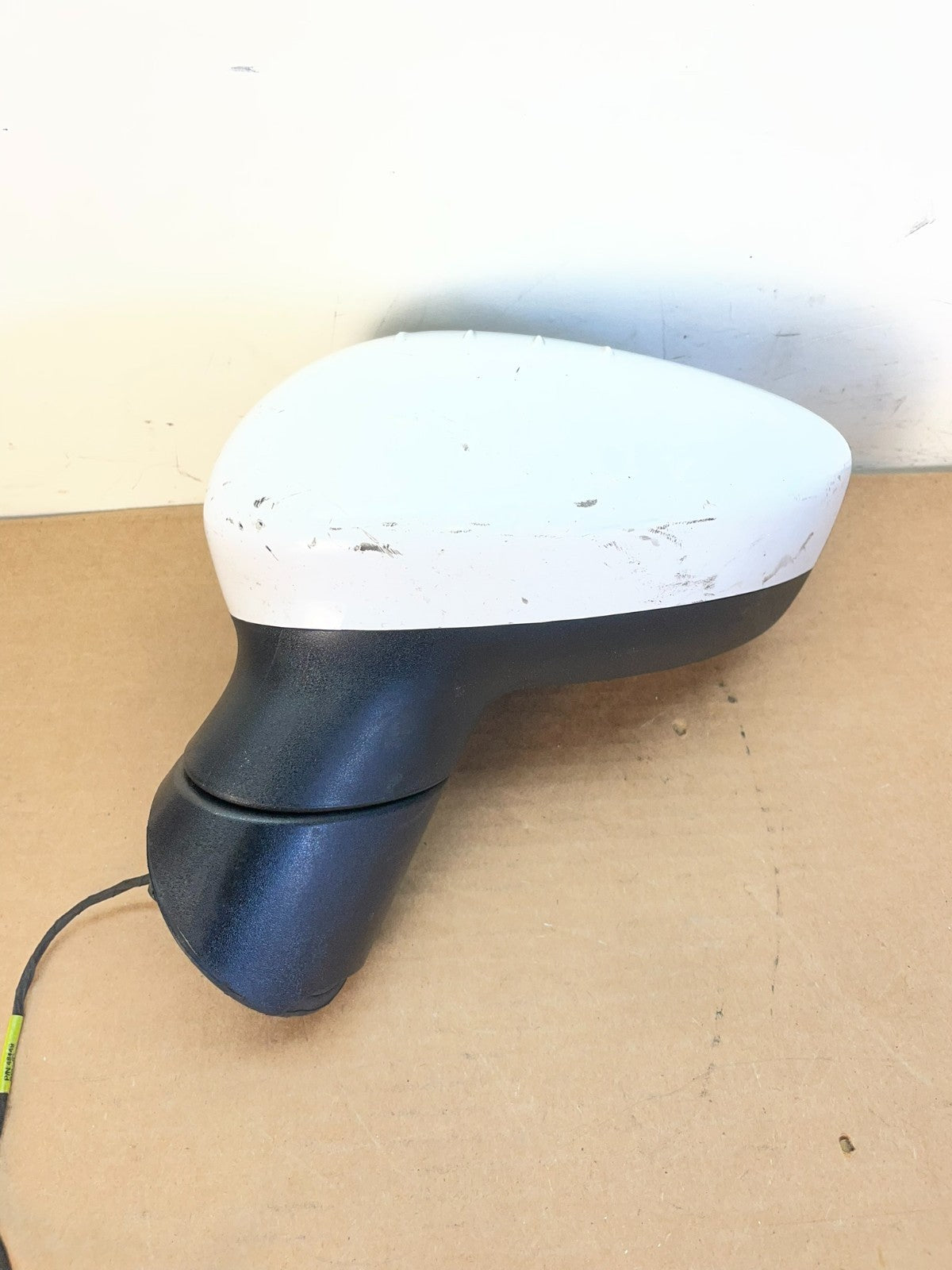 2011 to 2019 Ford Fiesta Left Driver Side View Door Heated Mirror af8640 DG0
