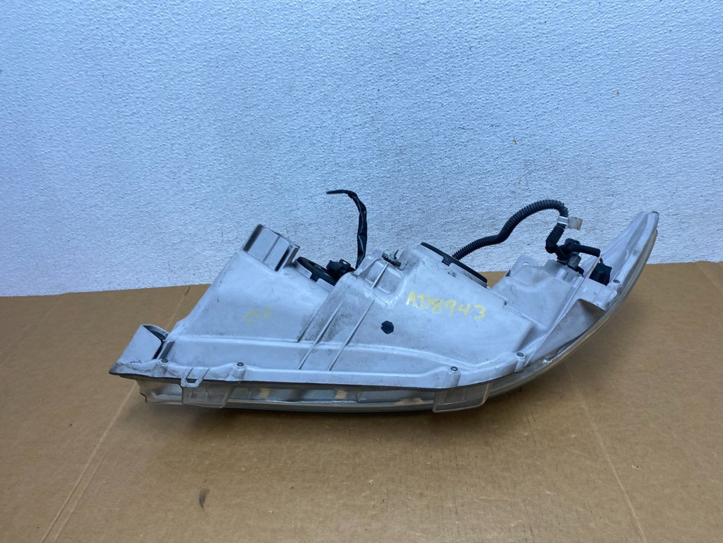 2007 - 2009 Toyota Camry Halogen Right Passenger Headlight AD8943 DW7