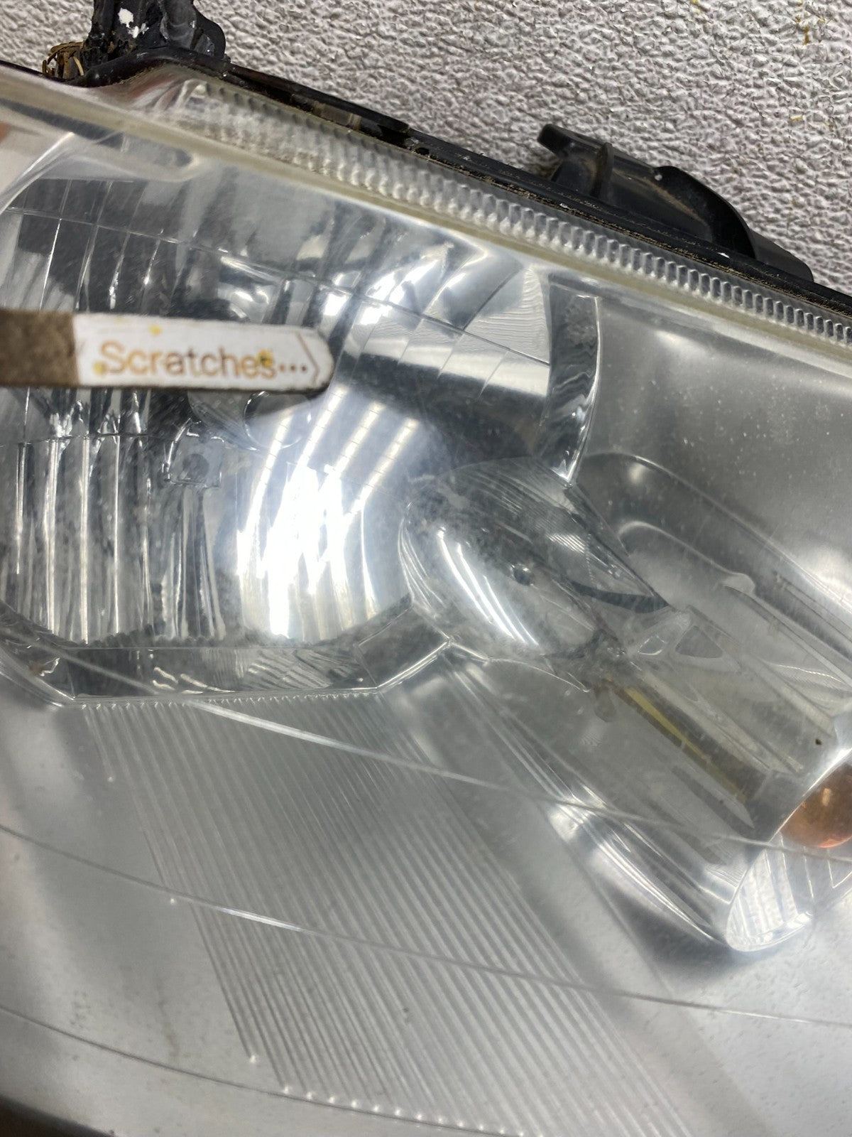2005 - 2007 Ford Freestyle Right Passenger RH Side Halogen Headlight AI9250 LK3