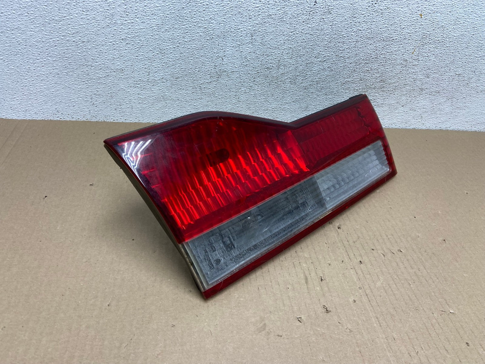 2001 to 2002 Honda Accord Left Driver LH Side Inner Tail Light AE9464 LK2