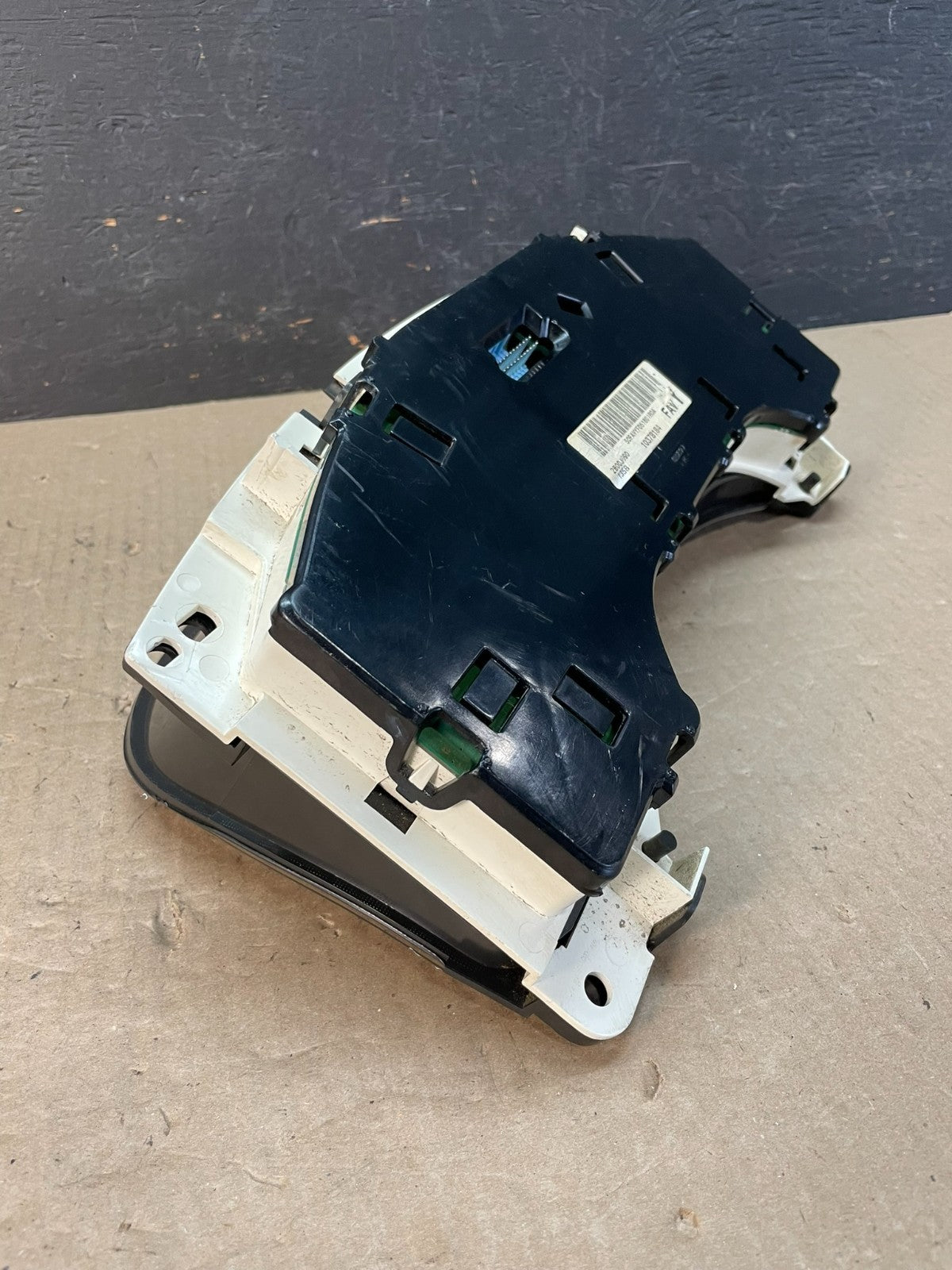 2004 to 2007 Chevrolet Express Speedometer Cluster Gauge ae3368 DG6