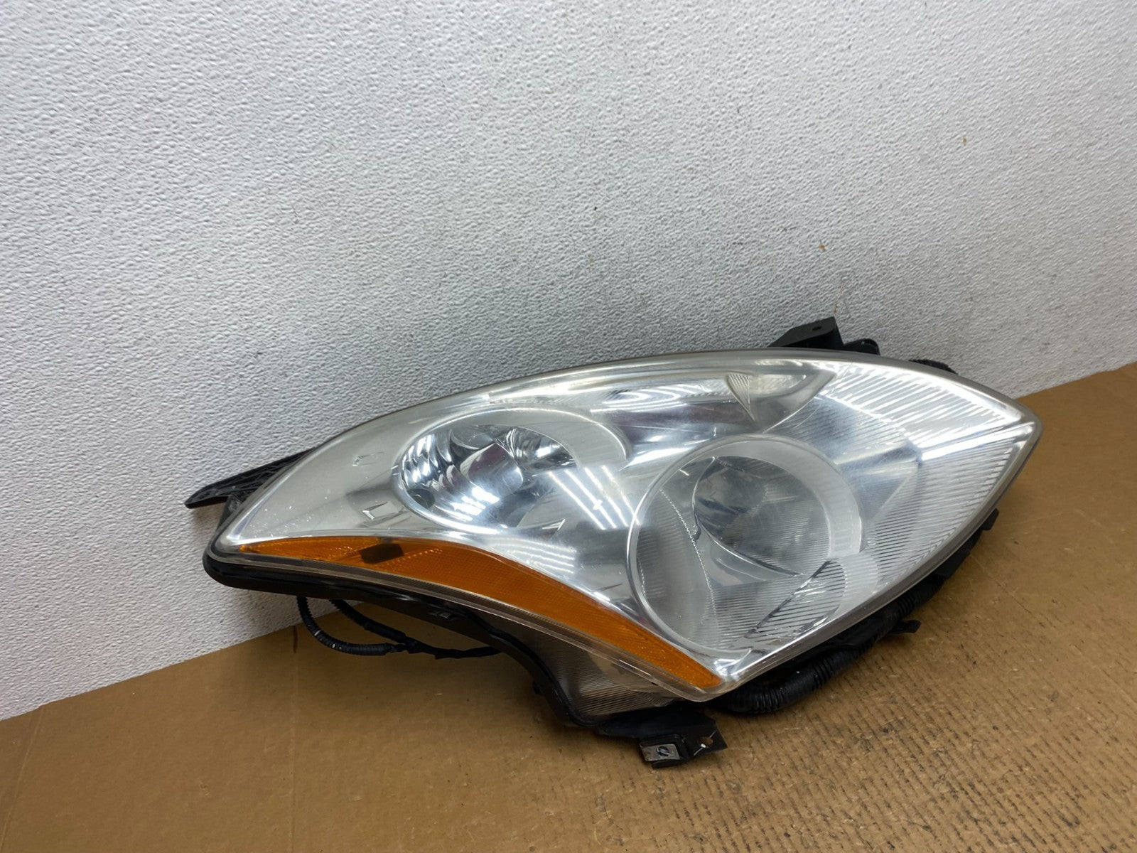 Sedan 2010 2011 2012 Nissan Altima Headlight Right Passenger Rh AE0606 DW2