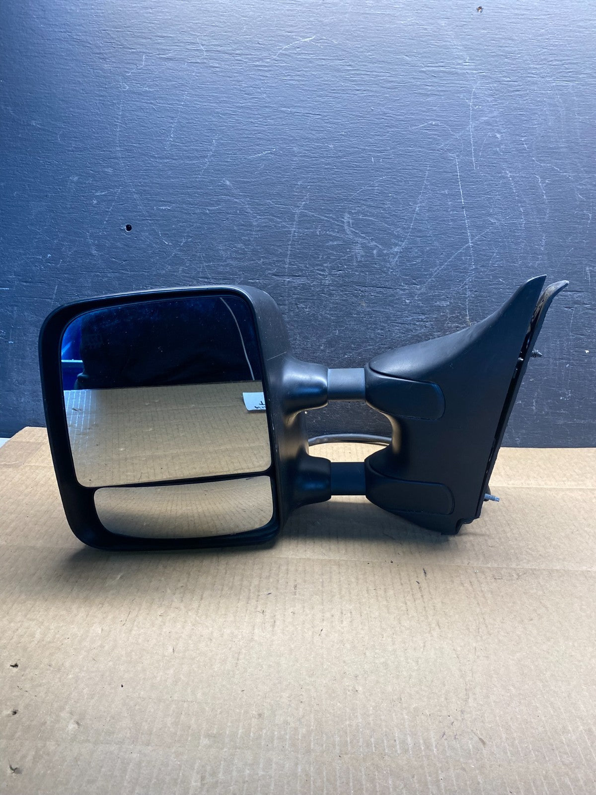 2004 to 2015 Nissan Titan SE Left Driver LH View Door Mirror AG7255 DG10