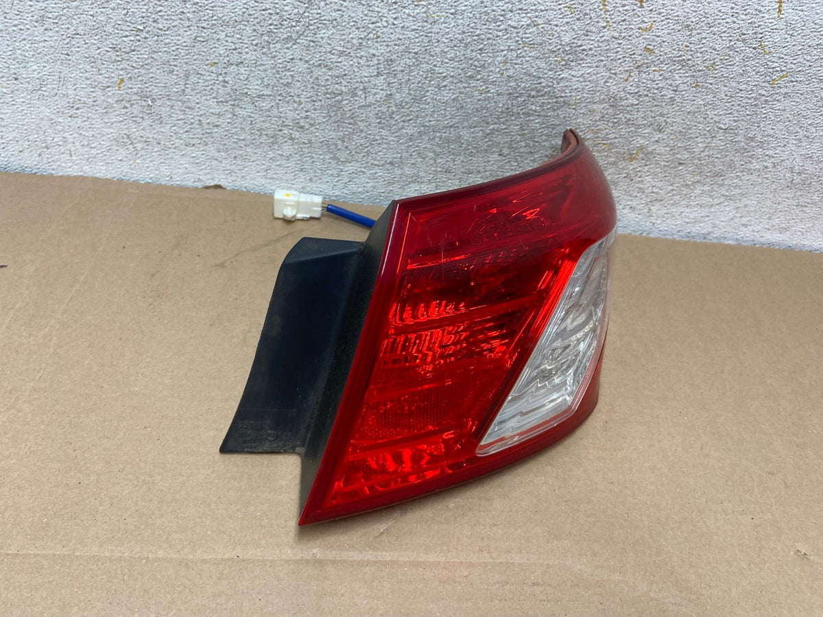 2007 - 2009 Lexus ES350 Right Passenger Side Tail Light AH9309 LK2