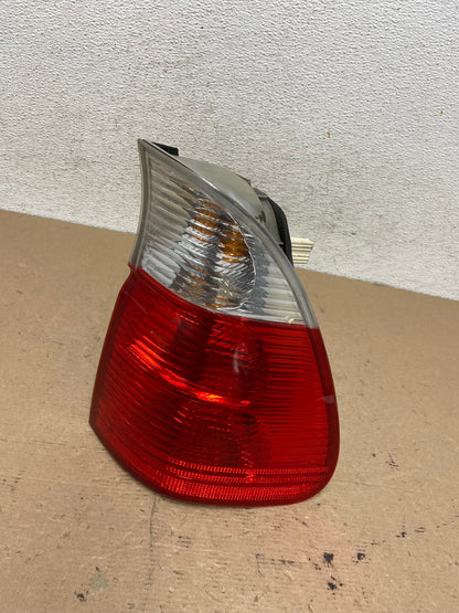 2004 2005 2006 BMW E53 X5 Right Passenger Rh Side Tail Light AF4817 LK0