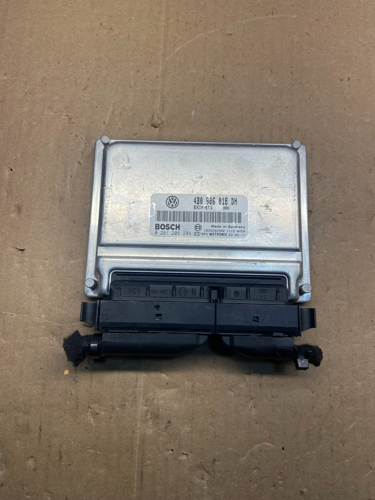 2004 Volkswagen Jetta Passat 1.8L ECM Engine Control Unit ECU AF9159 DG0