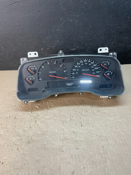 2003 Dodge Durango 4.7L Speedometer Instrument Cluster Gauge ae3393 DG0