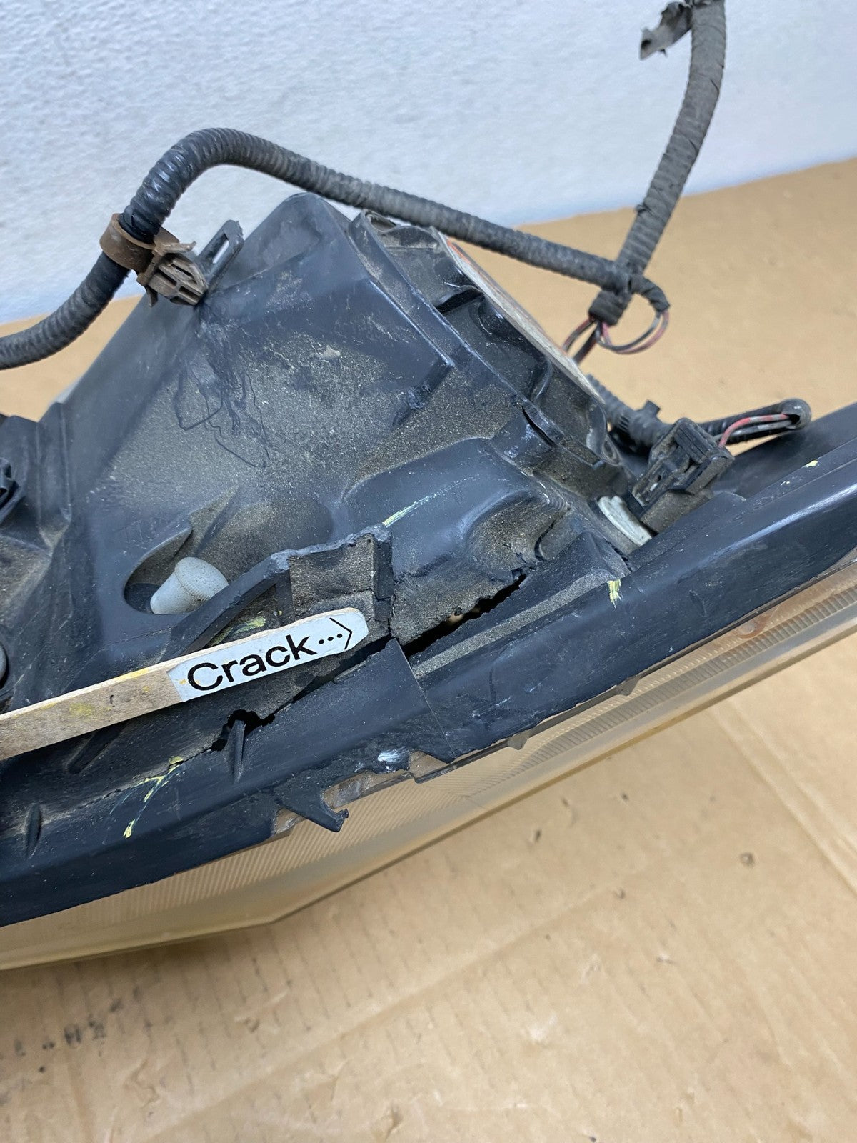 2009 to 2011 Acura TL Headlight Left Driver LH Side Xenon HID TYC AD0794 DW5