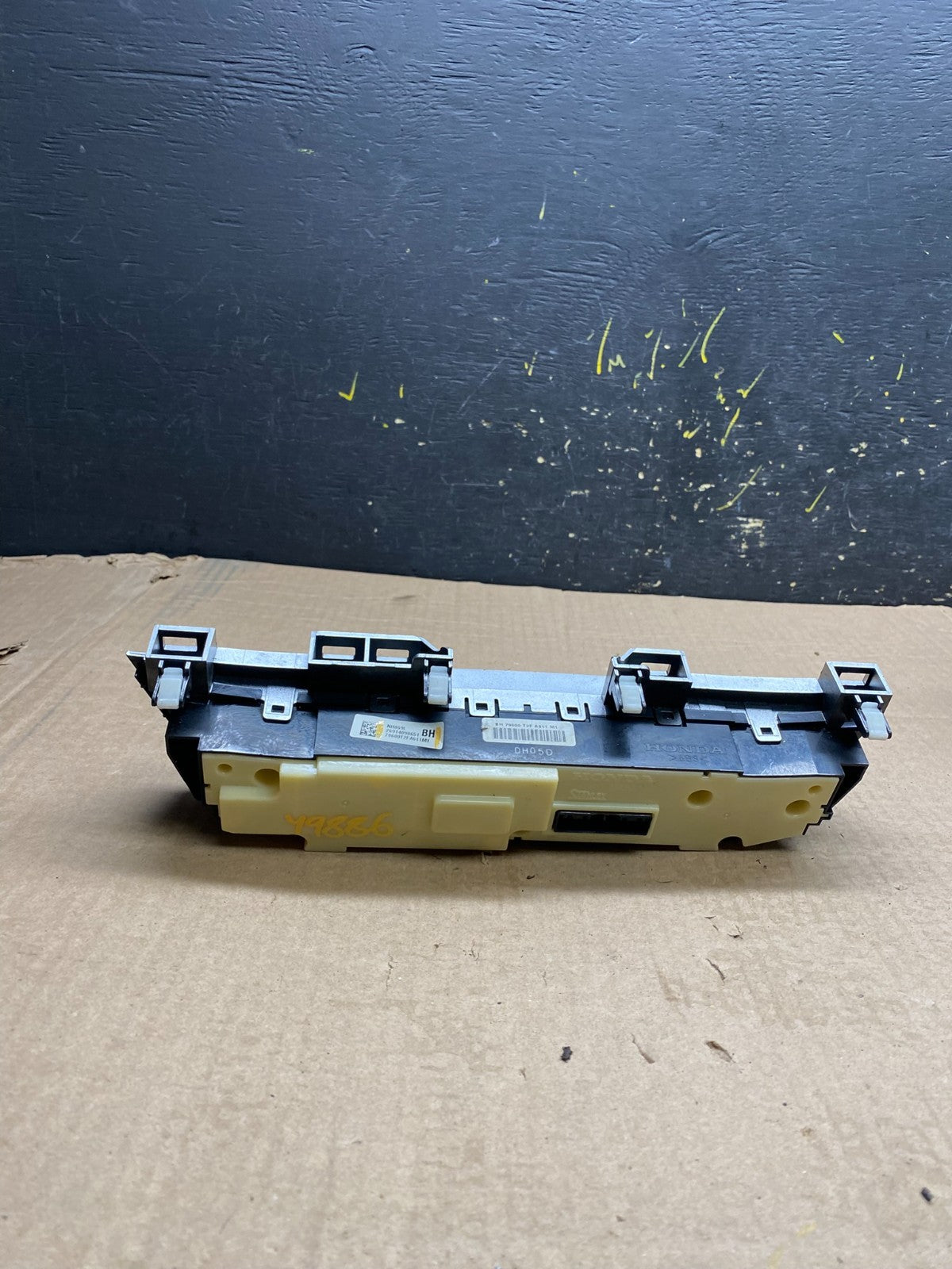 2013 2014 2015 Honda Accord Dash Air Vent Trim Climate Control Panel y9886 DG3