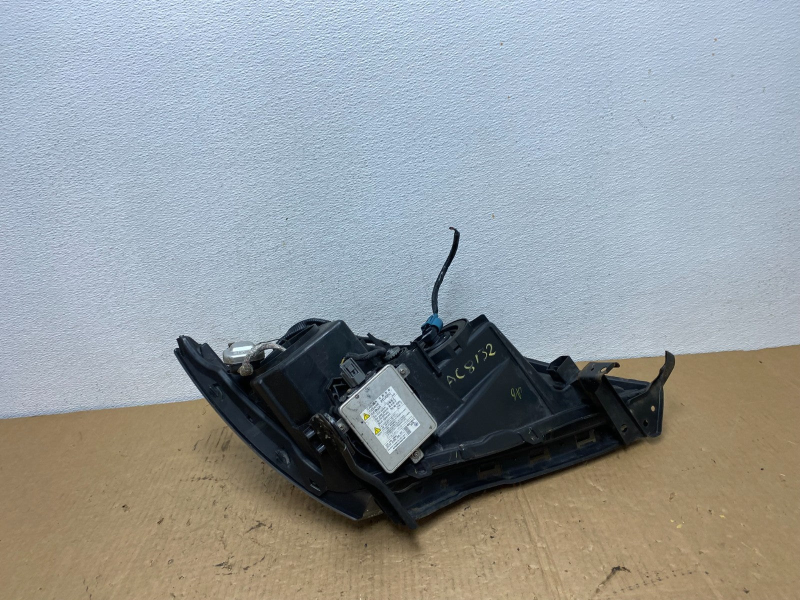 2007 2008 2009 Acura MDX Headlight Xenon HID Left Driver Lh Side AC8132 DW8