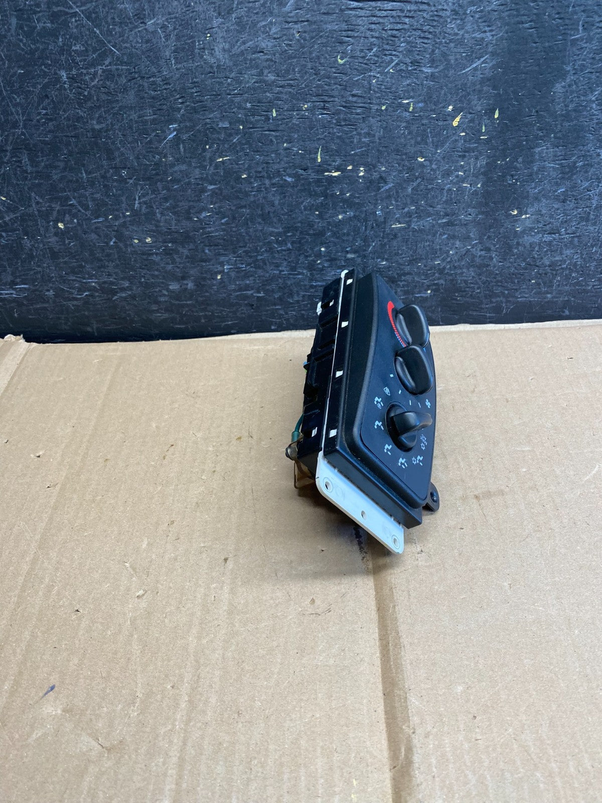 1998 to 2001 Dodge Ram 1500 Temperature Climate Control Heat AC Heater AH5518 DG2