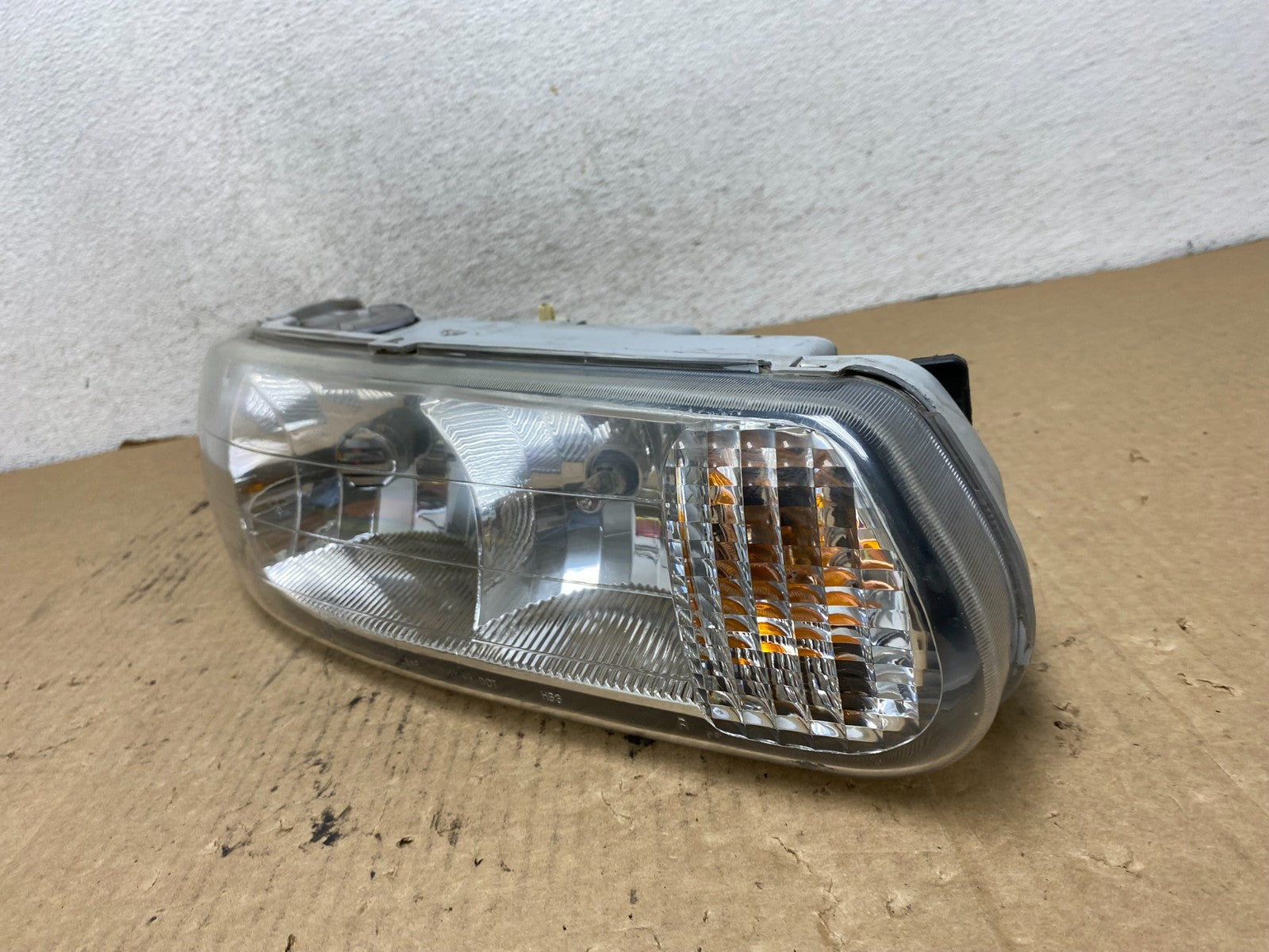 1997-2005 Buick Century Right Passenger RH Side Headlight Halogen AG2179 DW1