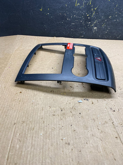 2007-2018 Mercedes Dodge Sprinter Center Console Radio Instrument Panel Z4332 DG1