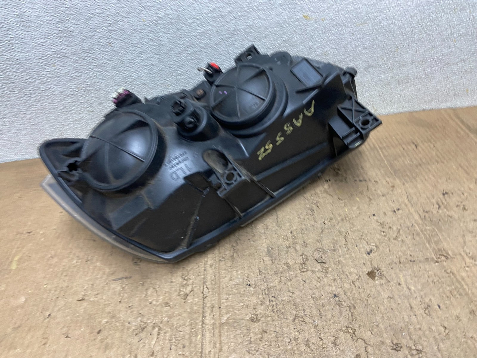 2011 to 2014 Dodge Charger Left Driver LH Side Xenon Headlight AA8552 DW6