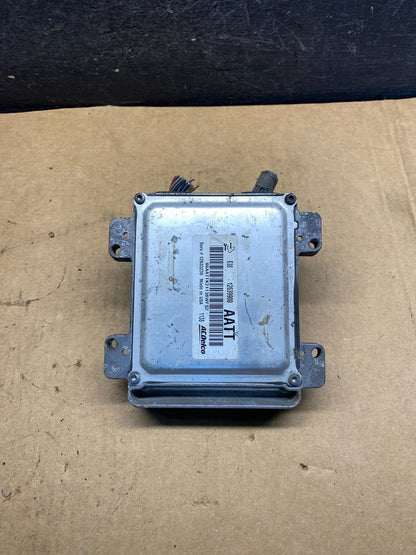2010 to 2013 Chevrolet Silverado Yukon Engine Control Module ECM ECU AH7245 DW1