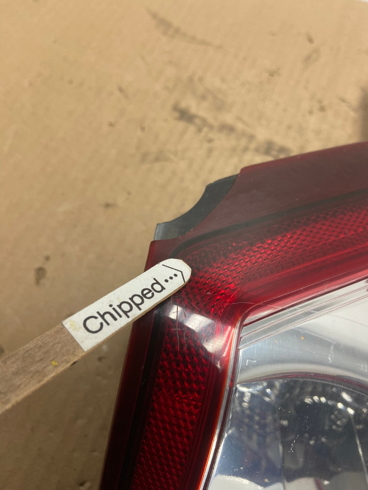2005 to 2006 Jeep Grand Cherokee Left Driver Side Lh Tail Light AB8315 LK4