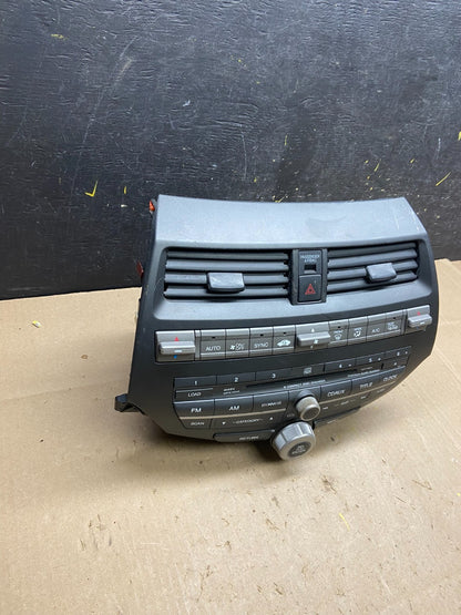 2008 to 2012 Honda Accord Front Radio Control AM./FM CD Climate Control T9404 DG1