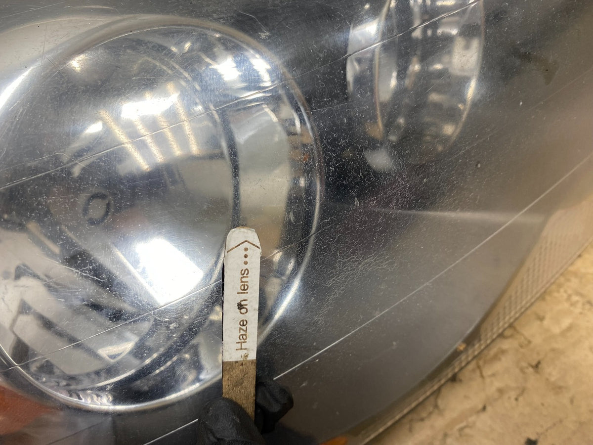 2003 to 2013 Volvo XC90 Right Passenger Rh Side Headlight Halogen AH9002 DW5