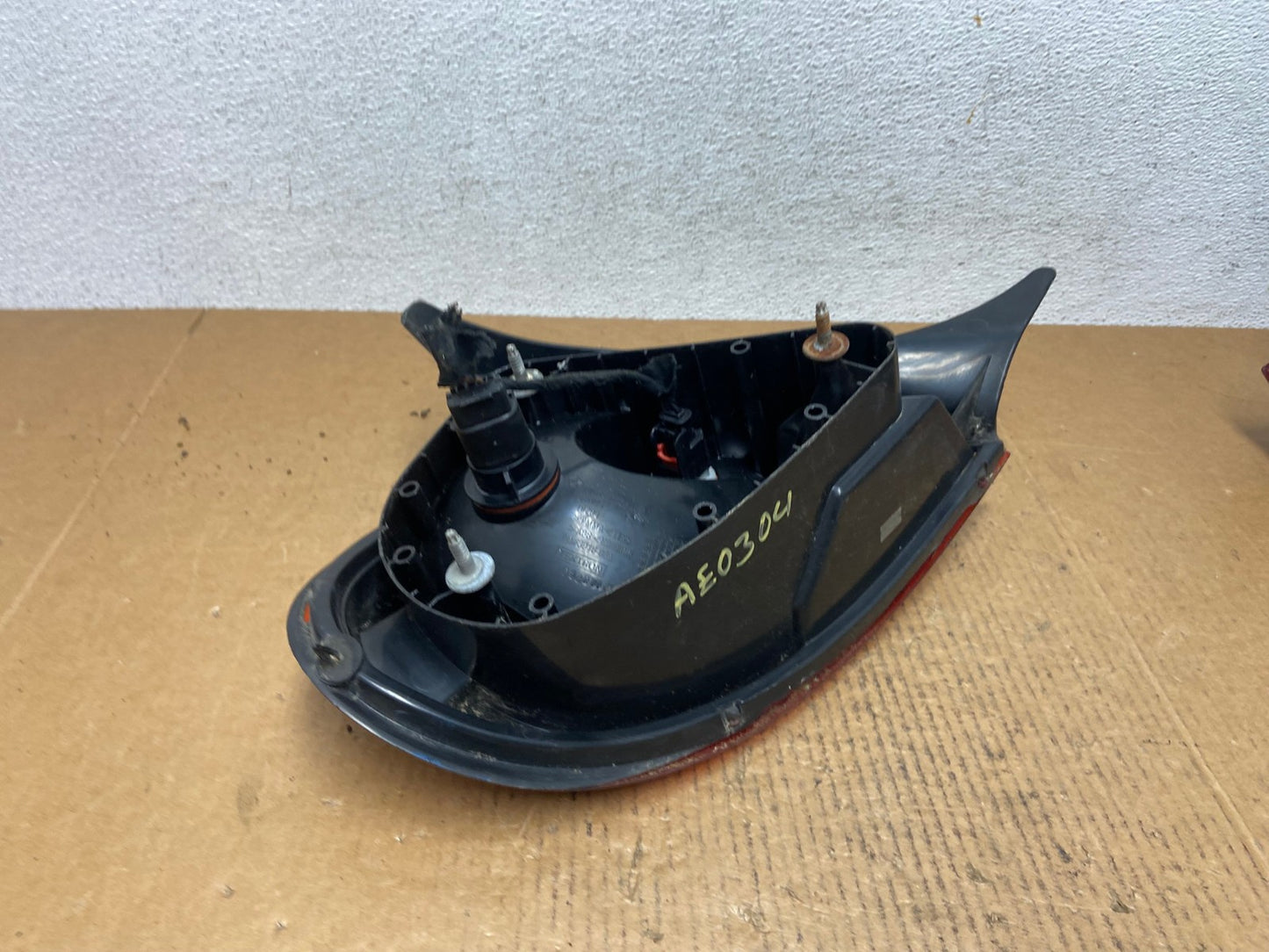 2000 2001 2002 Dodge Neon Right Passenger RH Side Tail Light AE0304 LK5
