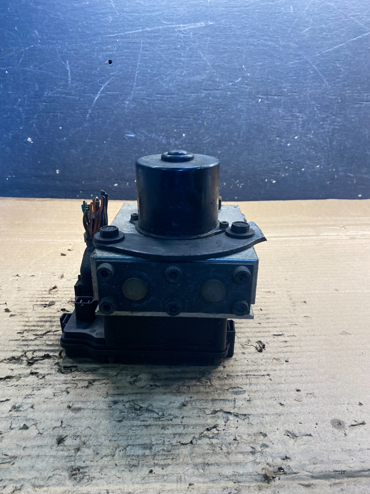 Wabco ABS Pump Hydraulic W/ Module P/N 4460470002 aa33285